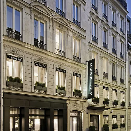 Otel Keppler Paris