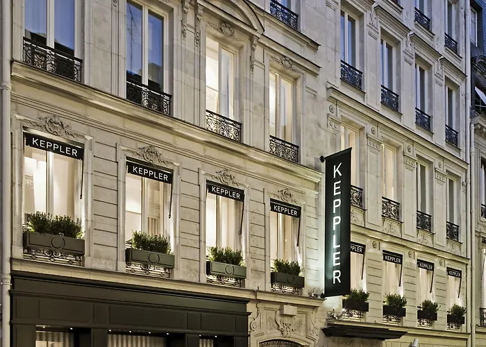Otel Keppler Paris